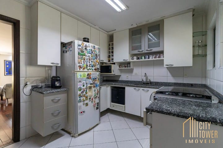 Apartamento à venda com 4 quartos, 140m² - Foto 35