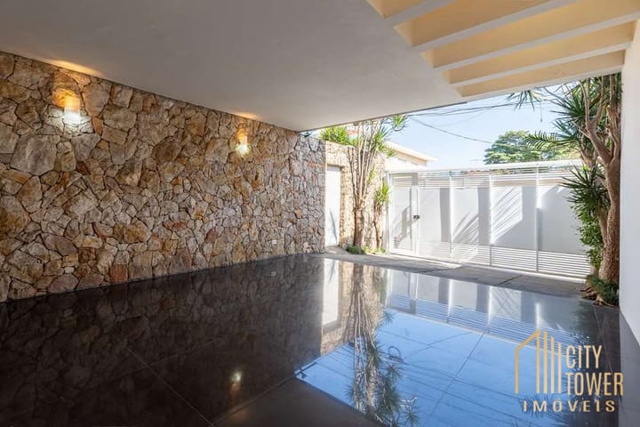 Casa à venda com 4 quartos, 270m² - Foto 9