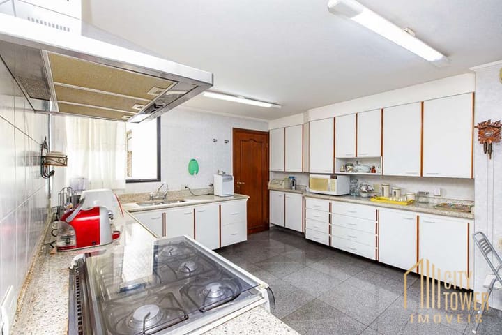 Apartamento à venda com 3 quartos, 251m² - Foto 11