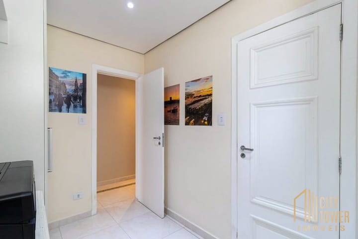 Apartamento à venda com 3 quartos, 224m² - Foto 9