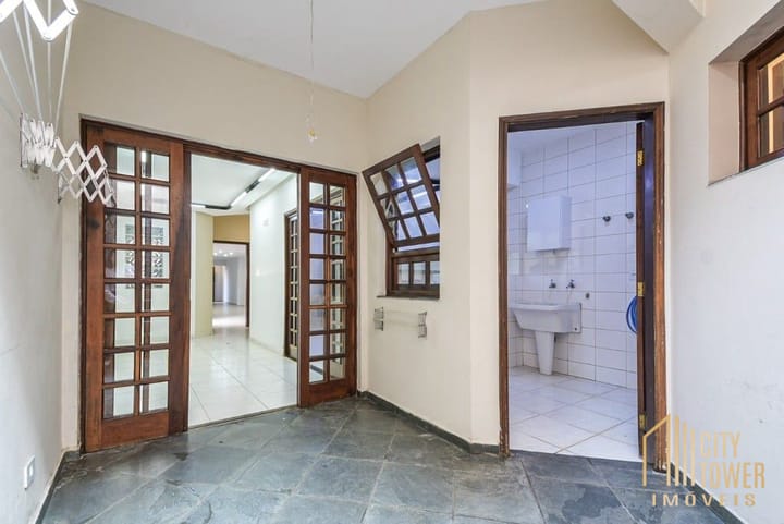 Casa à venda com 3 quartos, 280m² - Foto 50