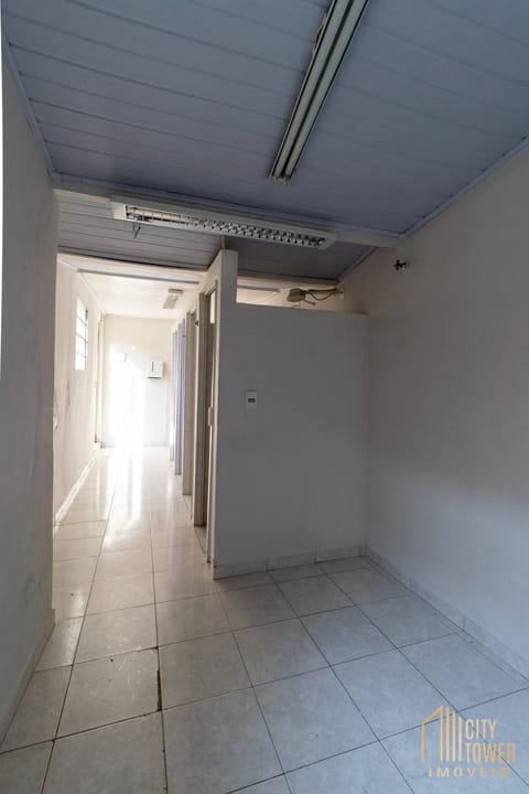 Casa à venda com 3 quartos, 208m² - Foto 22