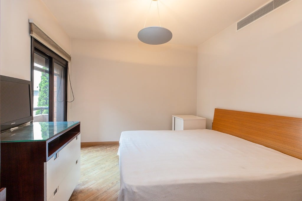 Apartamento à venda com 3 quartos, 219m² - Foto 12