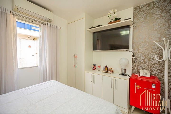 Casa à venda com 5 quartos, 231m² - Foto 56