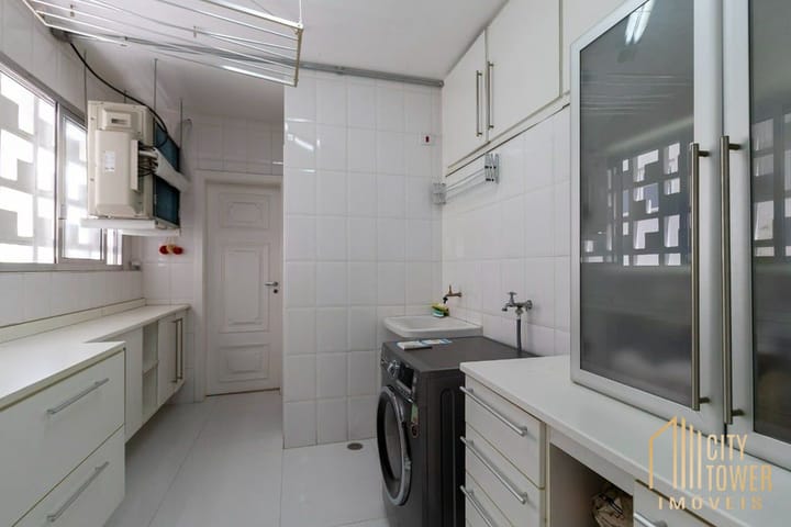 Apartamento à venda com 3 quartos, 224m² - Foto 12