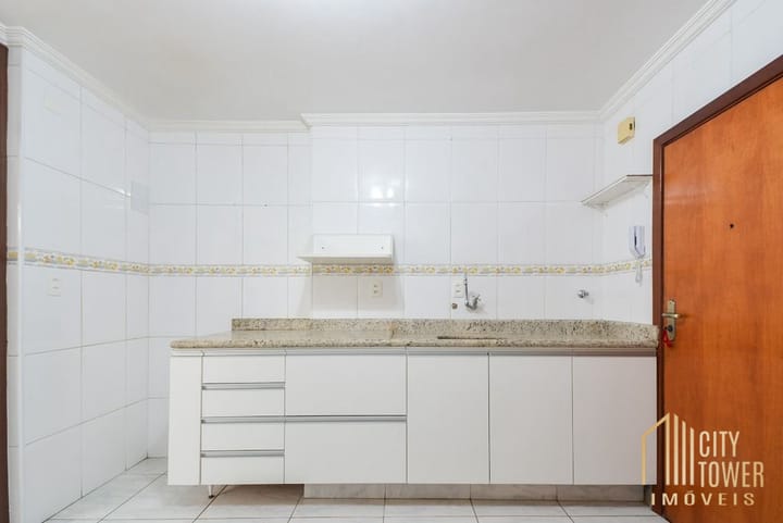 Apartamento à venda com 3 quartos, 100m² - Foto 4