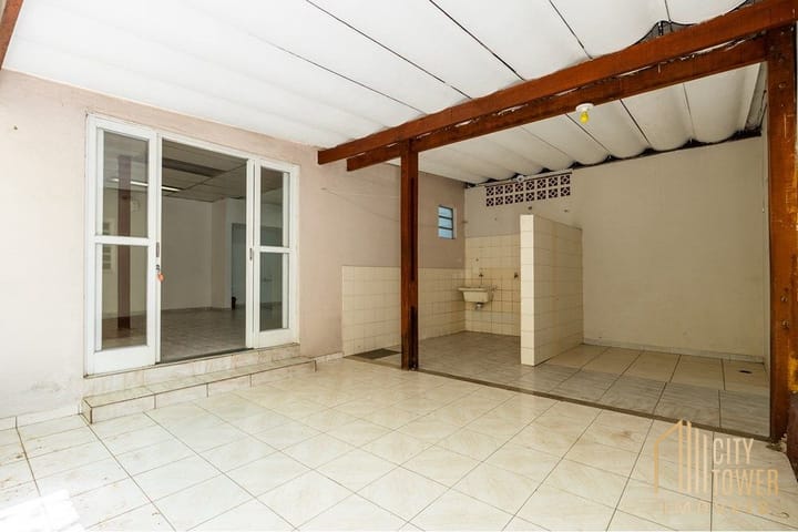 Casa à venda com 3 quartos, 200m² - Foto 14