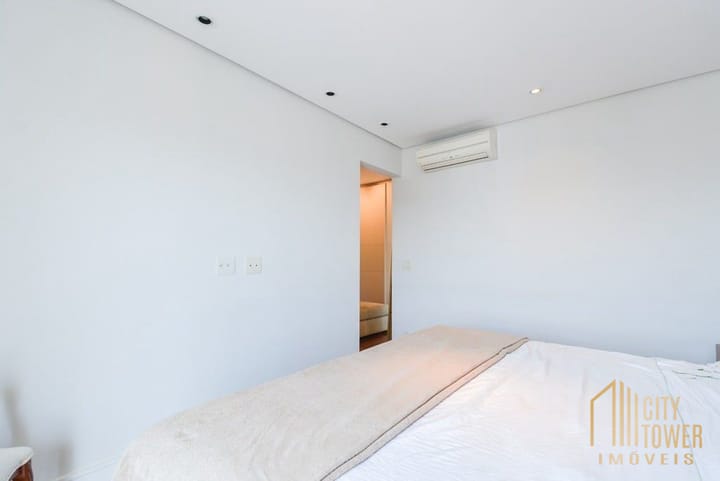 Apartamento à venda com 4 quartos, 245m² - Foto 19