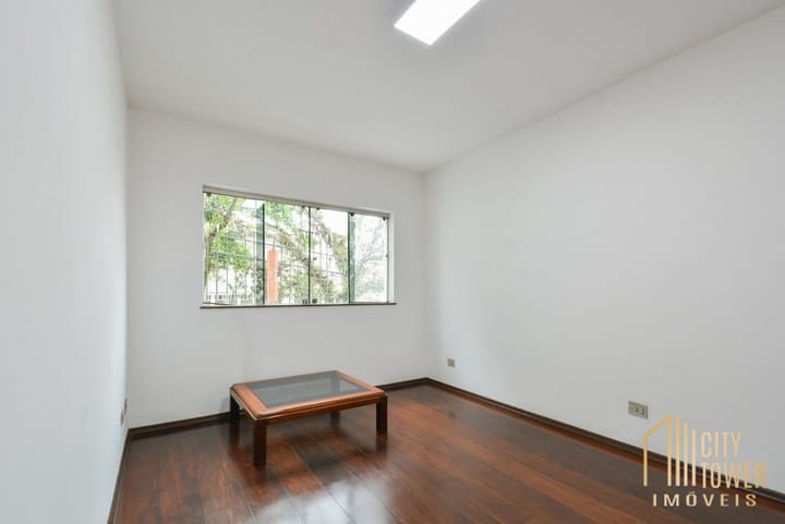 Casa à venda com 4 quartos, 331m² - Foto 47