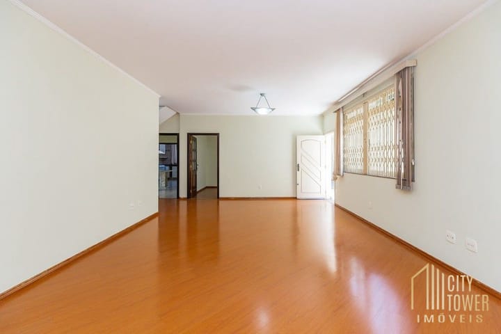 Casa à venda com 4 quartos, 332m² - Foto 16