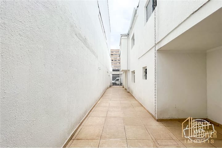 Casa à venda com 3 quartos, 170m² - Foto 23