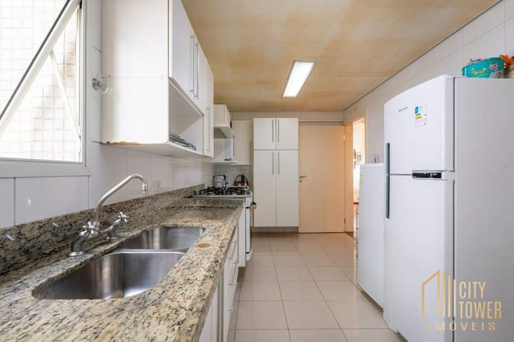 Apartamento à venda com 3 quartos, 162m² - Foto 7