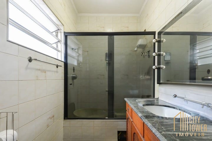 Casa à venda com 3 quartos, 250m² - Foto 24