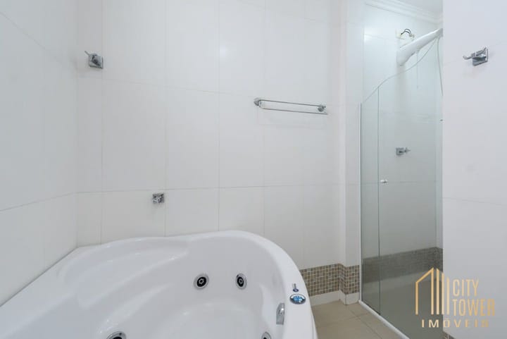 Casa à venda com 3 quartos, 216m² - Foto 11