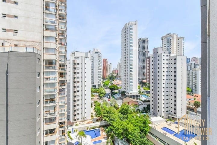 Apartamento à venda com 3 quartos, 147m² - Foto 9