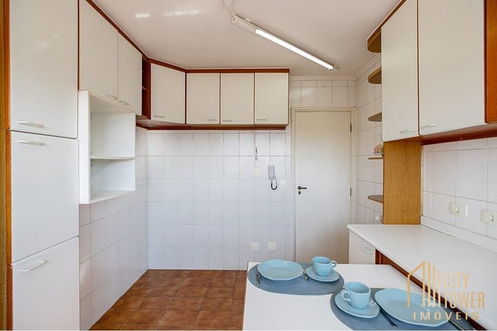 Apartamento à venda com 3 quartos, 116m² - Foto 8