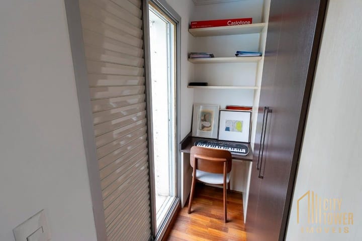 Apartamento à venda com 2 quartos, 80m² - Foto 2