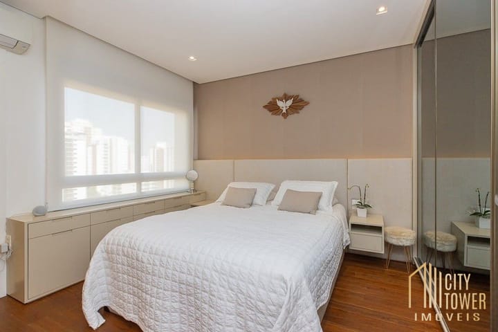 Apartamento à venda com 2 quartos, 70m² - Foto 47