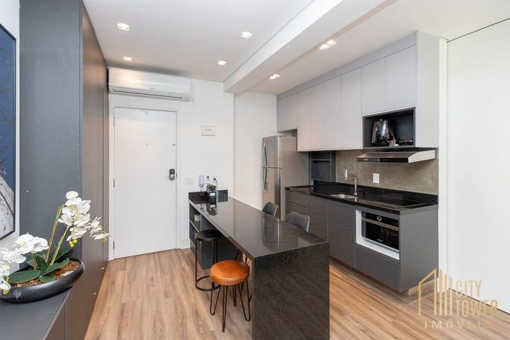 Apartamento à venda com 1 quarto, 41m² - Foto 27