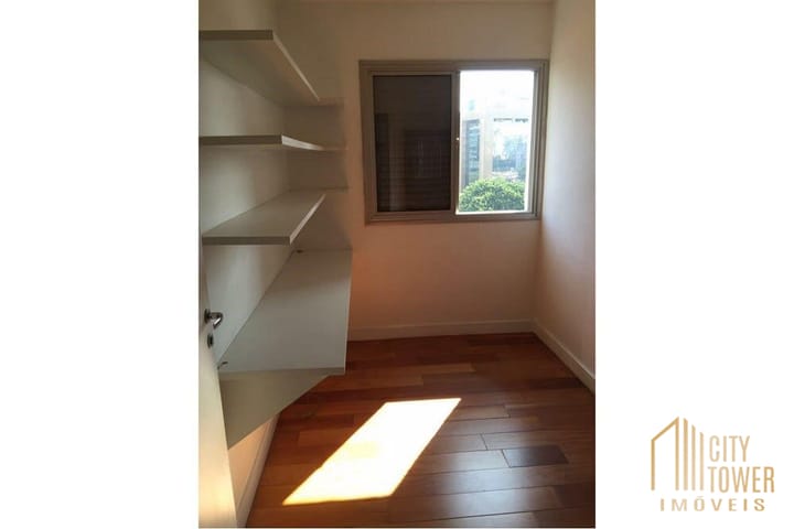 Apartamento à venda com 3 quartos, 95m² - Foto 11