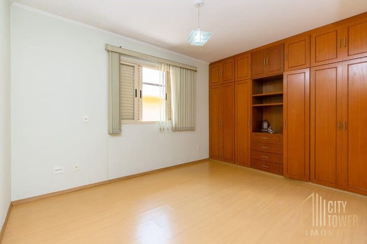 Casa à venda com 4 quartos, 332m² - Foto 49