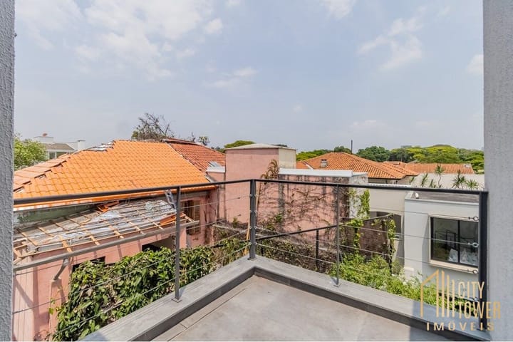 Casa à venda com 3 quartos, 318m² - Foto 6