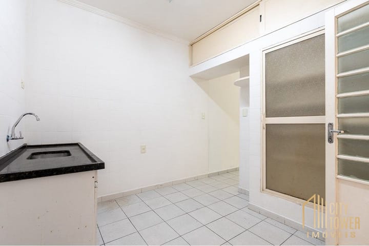 Casa à venda com 3 quartos, 200m² - Foto 13