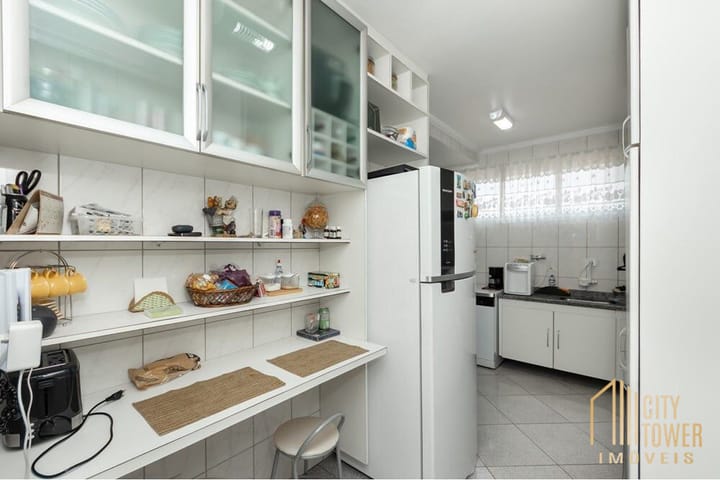 Apartamento à venda com 2 quartos, 76m² - Foto 9