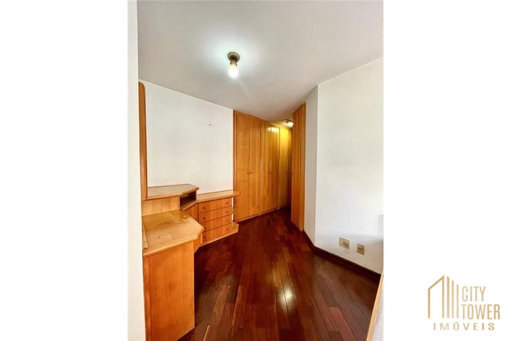 Apartamento à venda com 4 quartos, 177m² - Foto 18