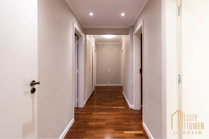 Apartamento à venda com 4 quartos, 187m² - Foto 5