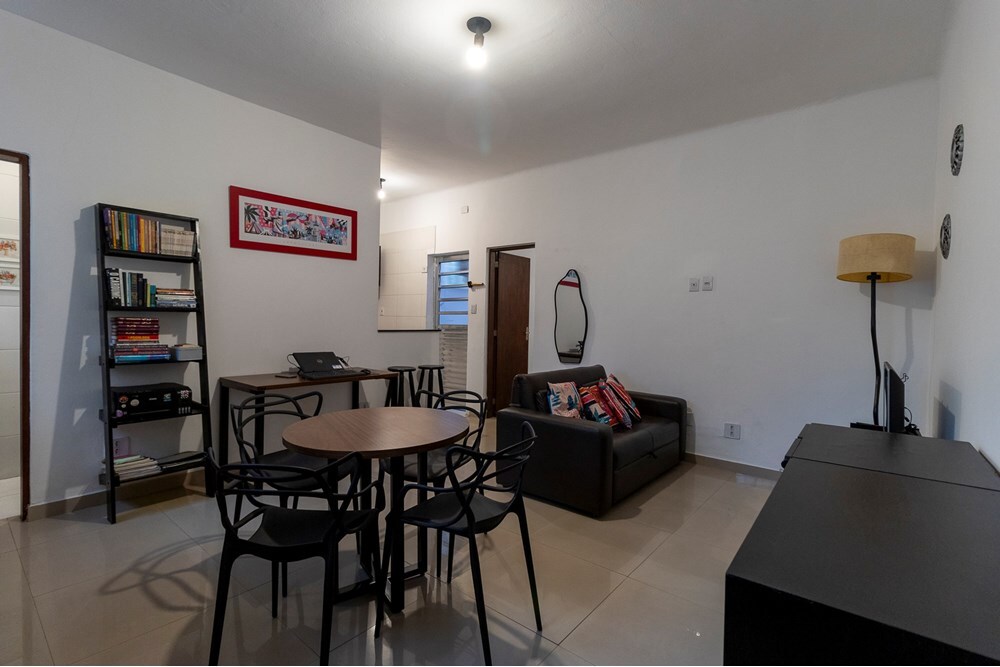 Casa à venda com 4 quartos, 180m² - Foto 1