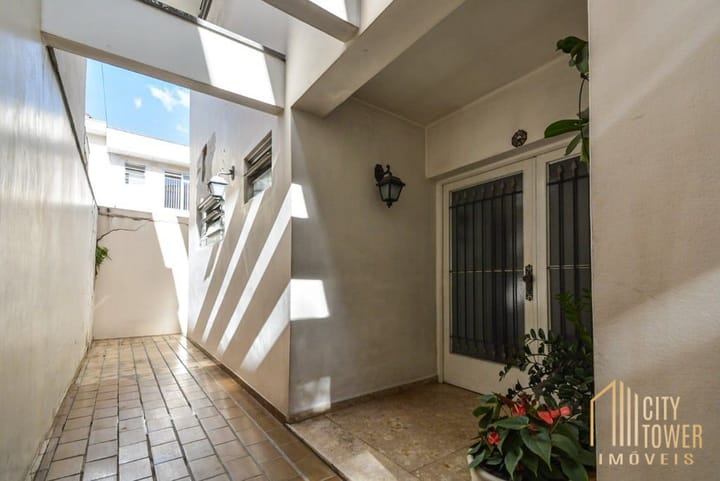 Casa à venda com 4 quartos, 242m² - Foto 19