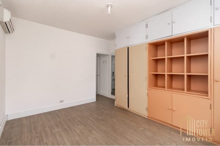 Casa à venda com 2 quartos, 180m² - Foto 15