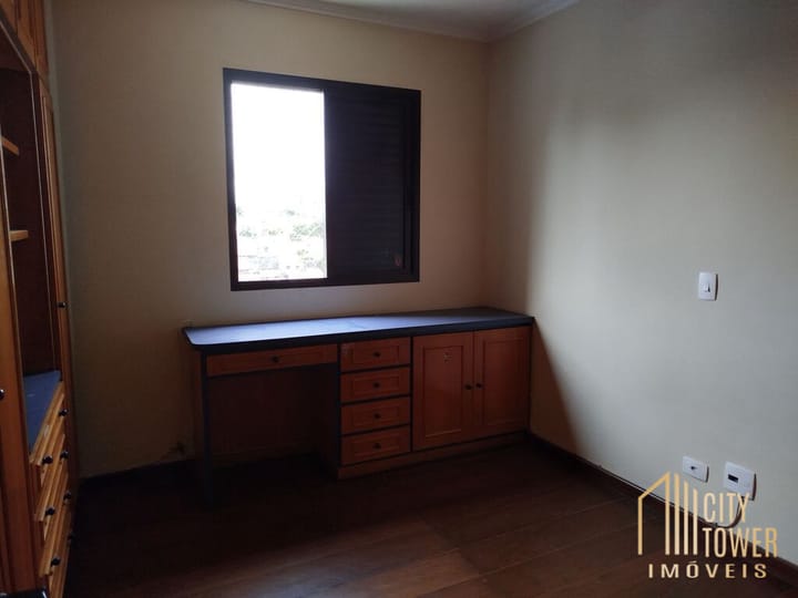 Apartamento à venda com 4 quartos, 176m² - Foto 10