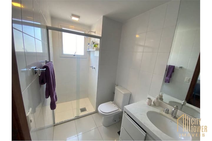 Apartamento à venda com 3 quartos, 200m² - Foto 8