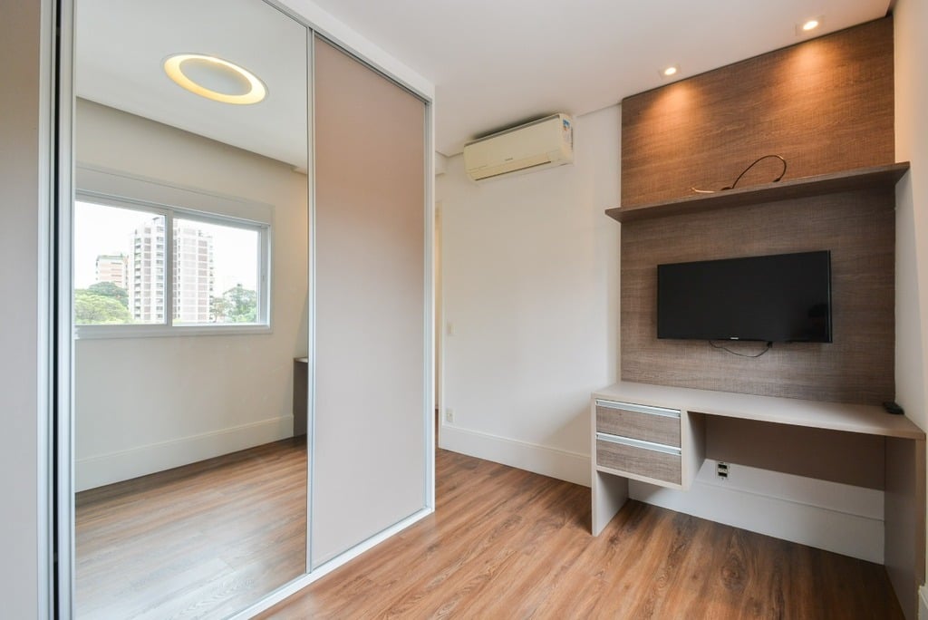 Apartamento à venda com 3 quartos, 157m² - Foto 18