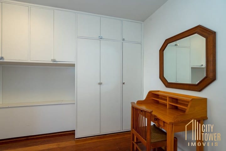 Apartamento à venda com 2 quartos, 77m² - Foto 3