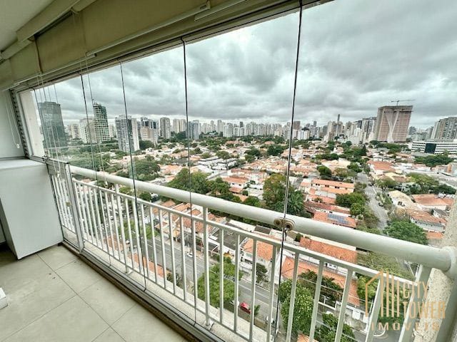 Apartamento à venda com 2 quartos, 74m² - Foto 50