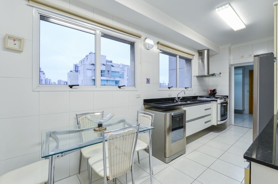 Apartamento à venda com 4 quartos, 184m² - Foto 46