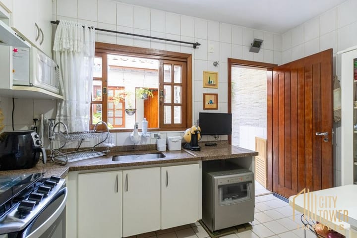 Casa à venda com 2 quartos, 96m² - Foto 26