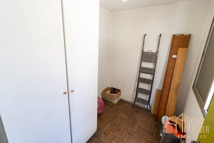 Apartamento à venda com 3 quartos, 137m² - Foto 13