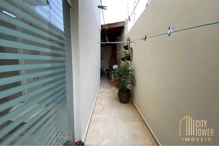 Casa à venda com 5 quartos, 229m² - Foto 12