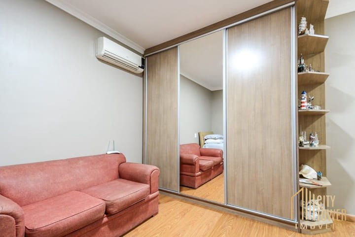 Casa à venda com 3 quartos, 215m² - Foto 14