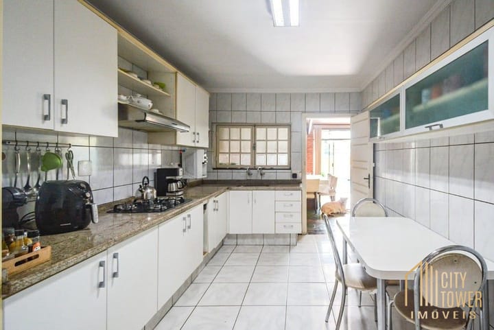 Casa à venda com 4 quartos, 144m² - Foto 41