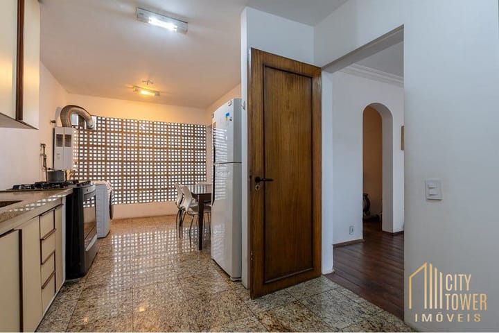 Apartamento à venda com 3 quartos, 107m² - Foto 8