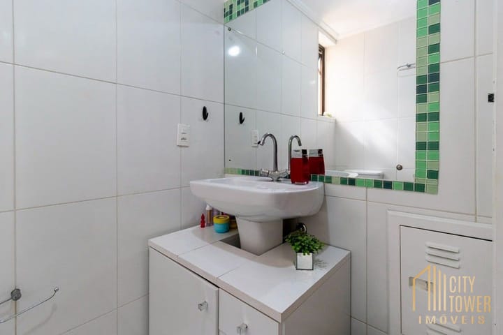 Apartamento à venda com 1 quarto, 42m² - Foto 11