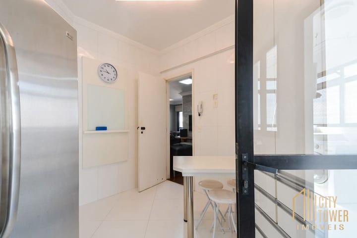 Apartamento à venda com 3 quartos, 97m² - Foto 7