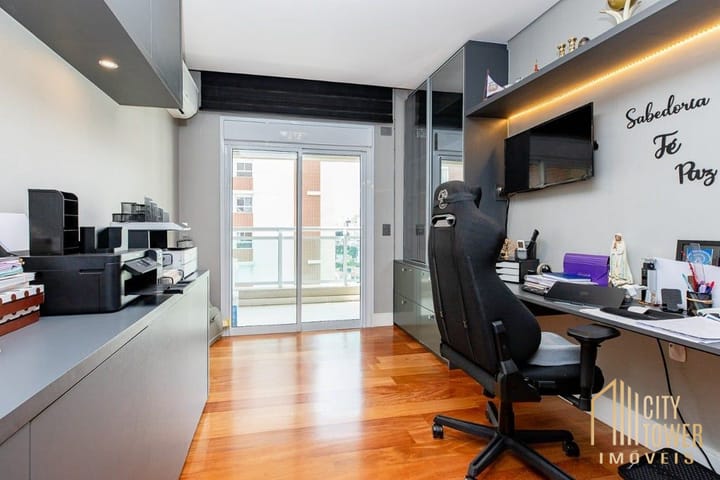 Apartamento à venda com 4 quartos, 316m² - Foto 2