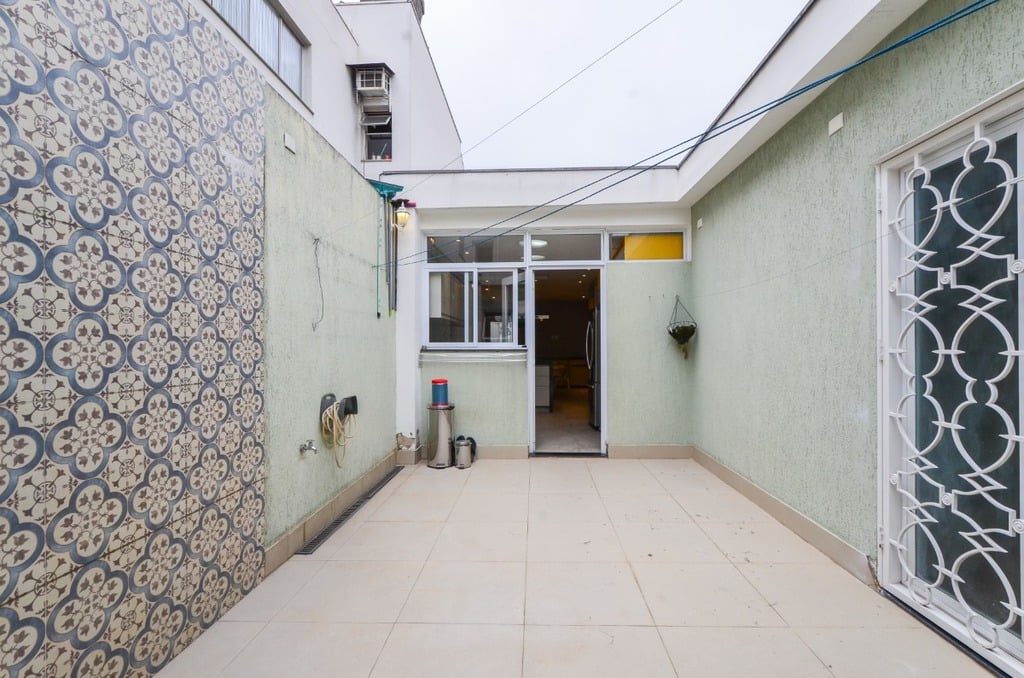 Casa à venda com 3 quartos, 259m² - Foto 23