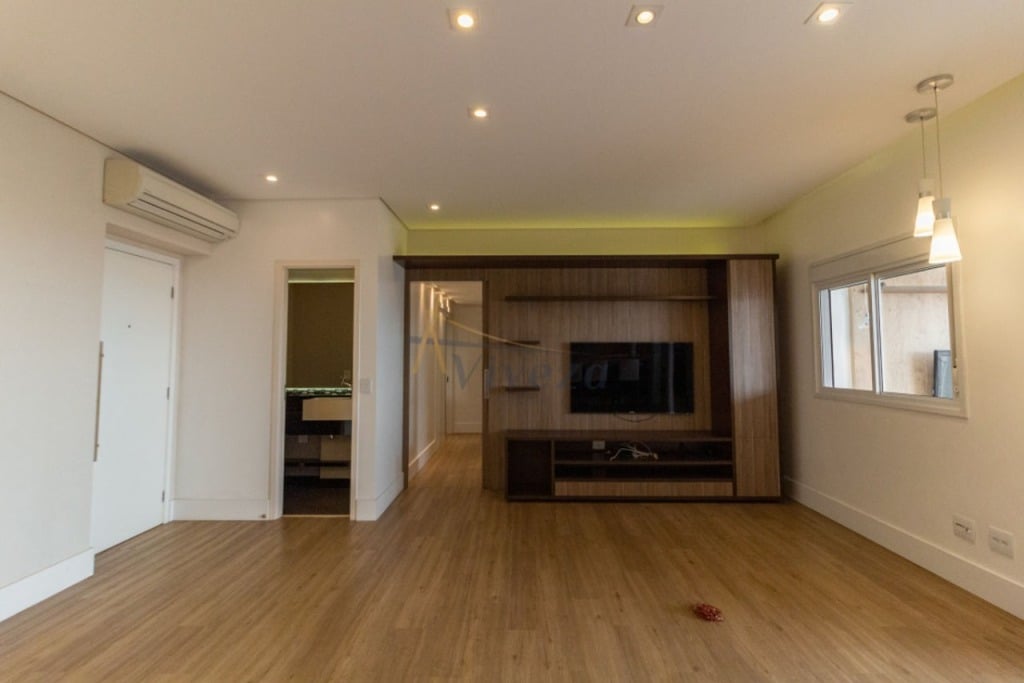 Apartamento à venda com 3 quartos, 146m² - Foto 22